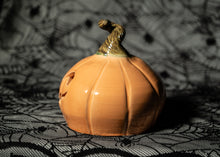 Load image into Gallery viewer, Jack O&#39;Lantern