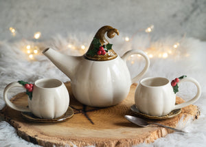 Tea set - Holly